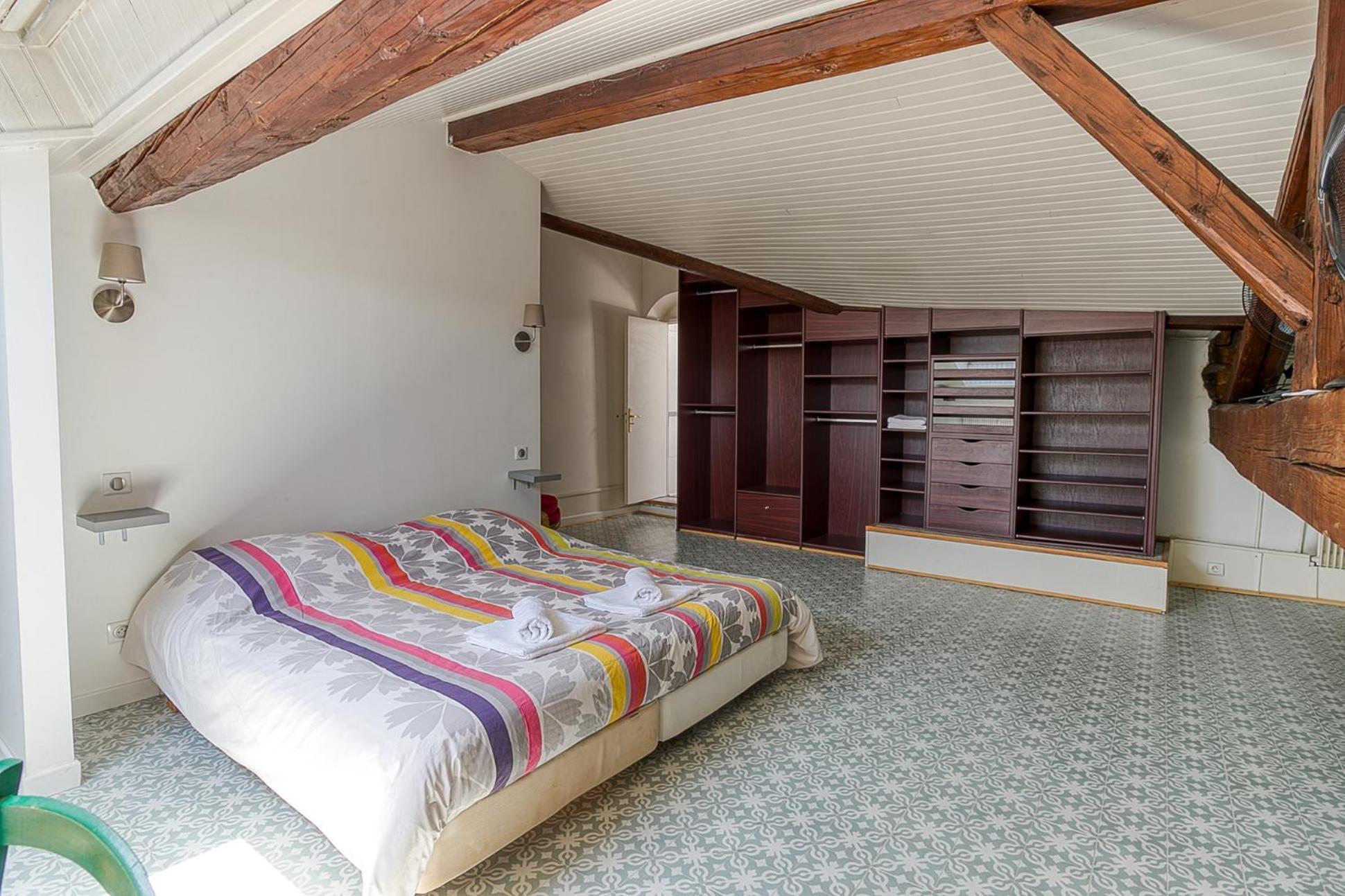 Sejourner Au Chateau De La Roue Grand Appartement Lissieu Ngoại thất bức ảnh